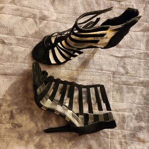 Elegant Black High Heeled Strappy Sandals